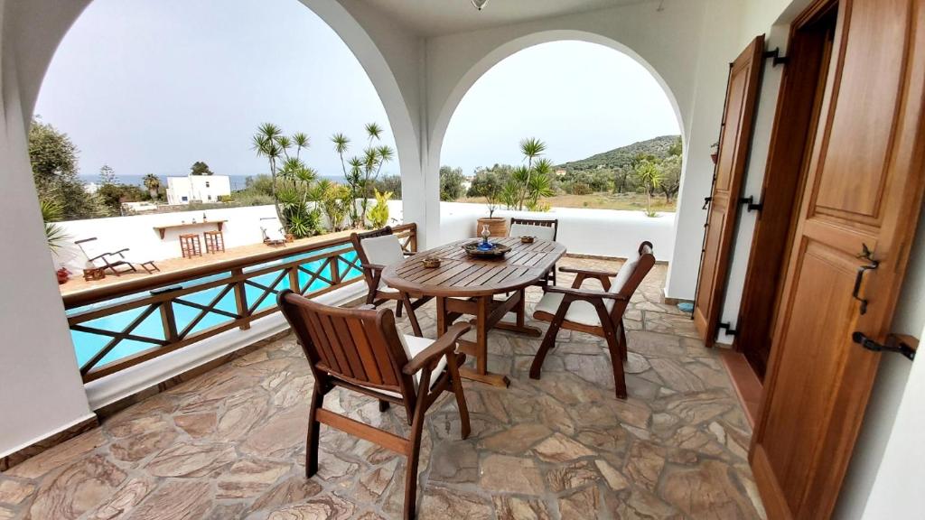 Fotografie z fotogalerie ubytování Villa Almyra v destinaci Aegina
