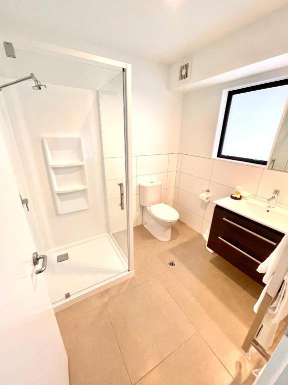 Carnmore Hagley Park - Resim 22