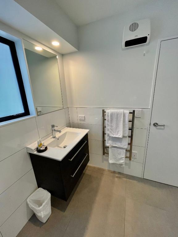 Carnmore Hagley Park - Resim 25