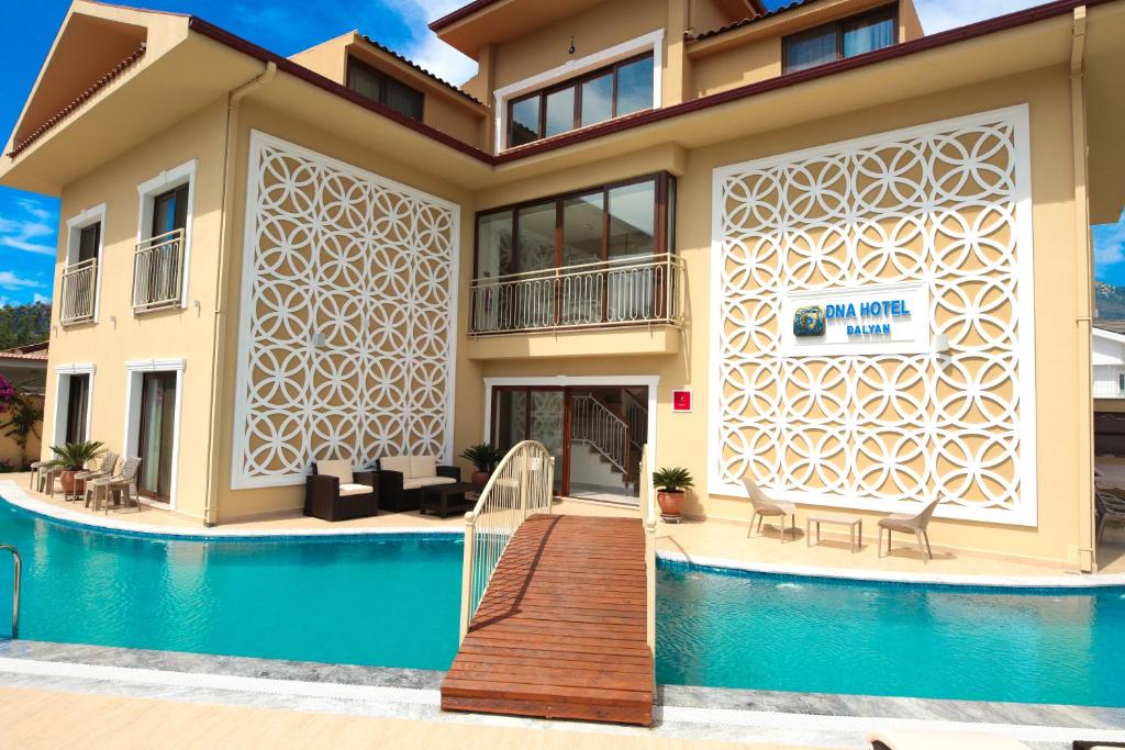 Bazén v ubytování Dna Hotel Dalyan nebo v jeho okolí
