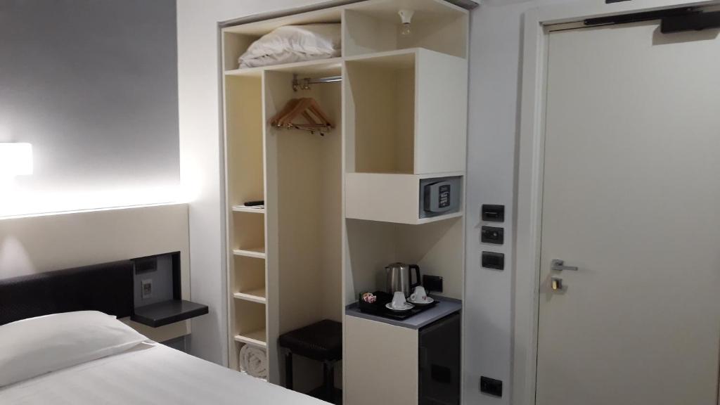 Crosti Hotel - Resim 16