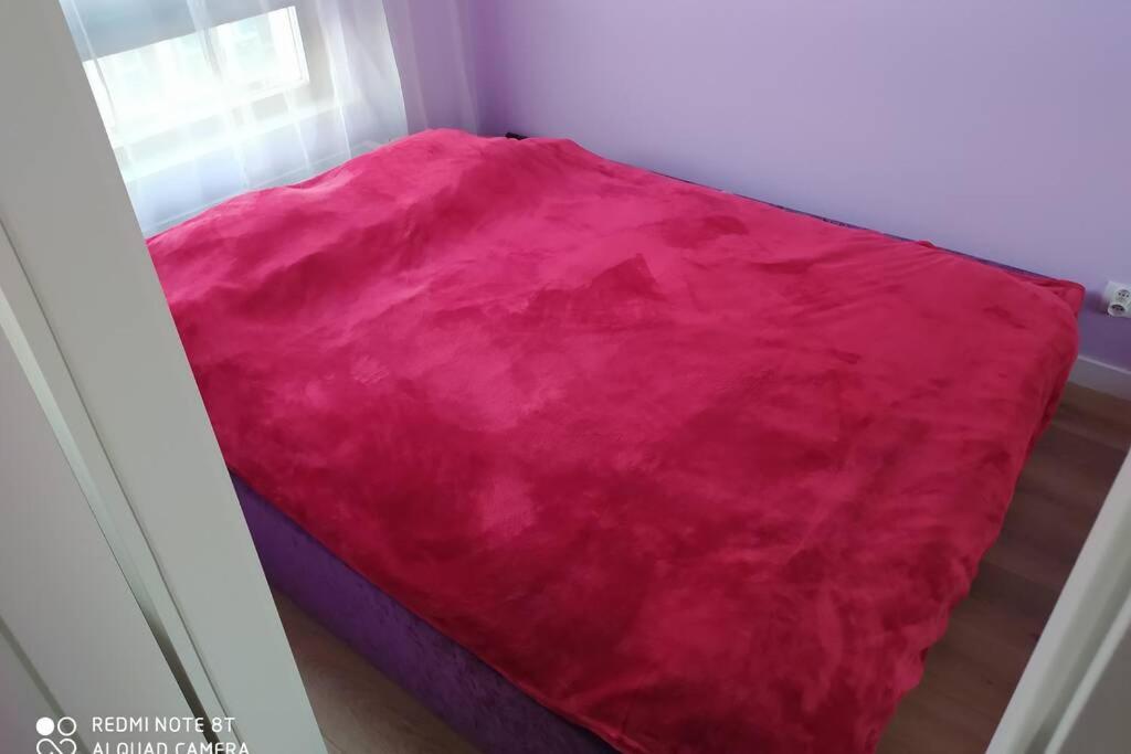 Postel nebo postele na pokoji v ubytování Mieszkanie Bursztynowe(•‿•)