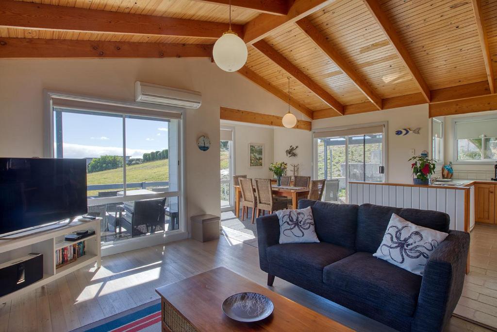 Kuchyň nebo kuchyňský kout v ubytování Cockatoo Cabin