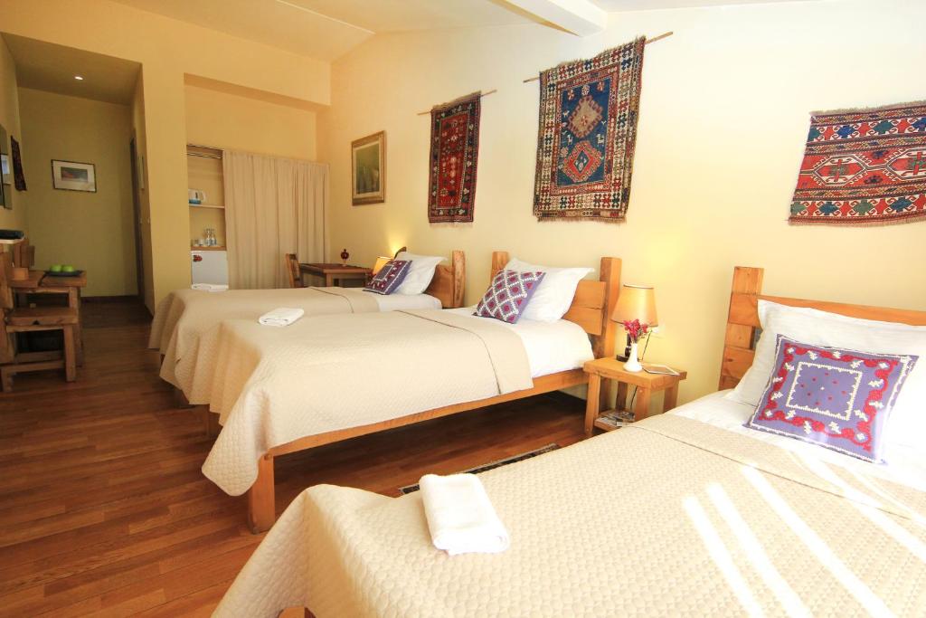 Silk Road Hotel - Chambre Triple