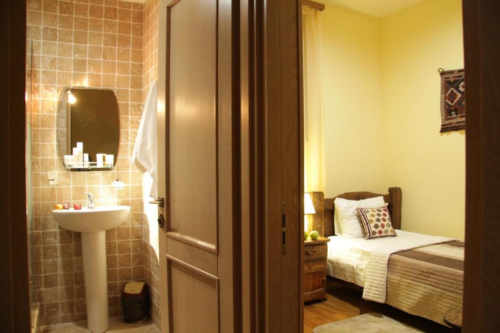 Silk Road Hotel - Chambre Triple