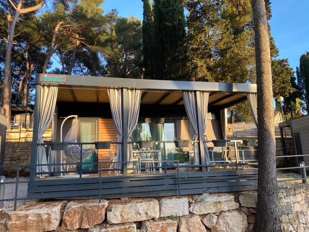 Zdjęcie z galerii obiektu Mobile Home DIVINA Camp Porton Nature Hideouts w Rovinj