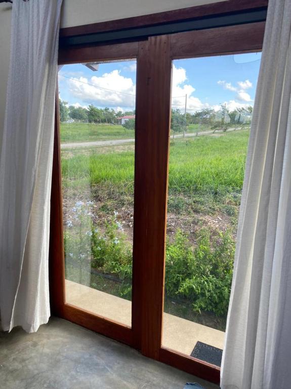  Casa de Campo em cond Villas de Areia prox engenho