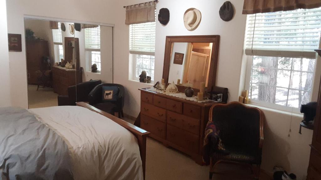 Winterfell Inn - No Xtra Fees, Dogs OK, King & Queen Suites - Salle De Reine