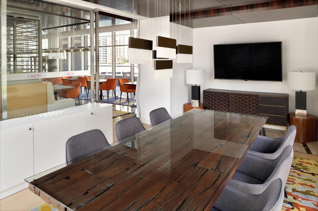 Crowne Plaza Dubai Marina by IHG - Resim 27