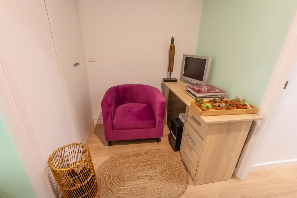 A kitchen or kitchenette at The Light appartment Tarragona