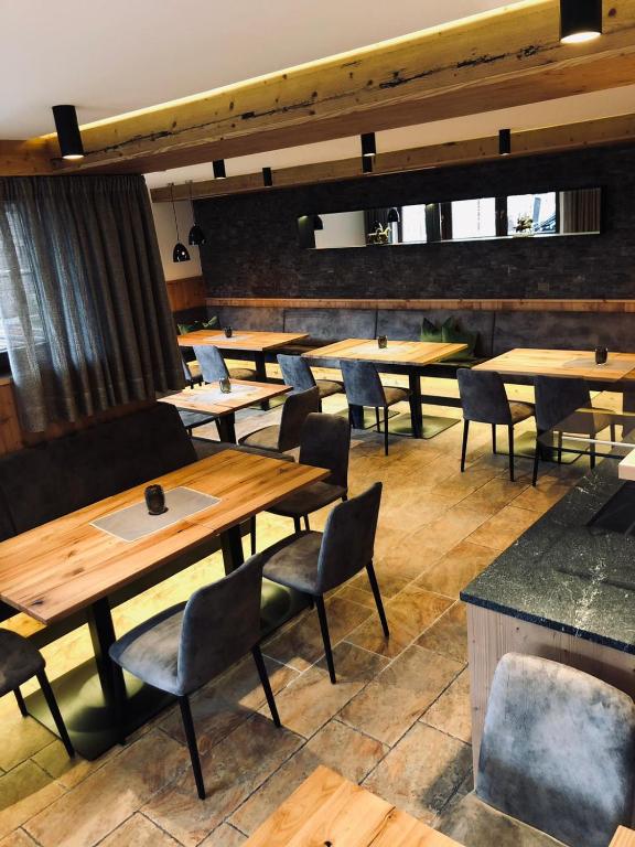 Fotografie z fotogalerie ubytování Hotel Rösslwirt v destinaci Kirchberg in Tirol