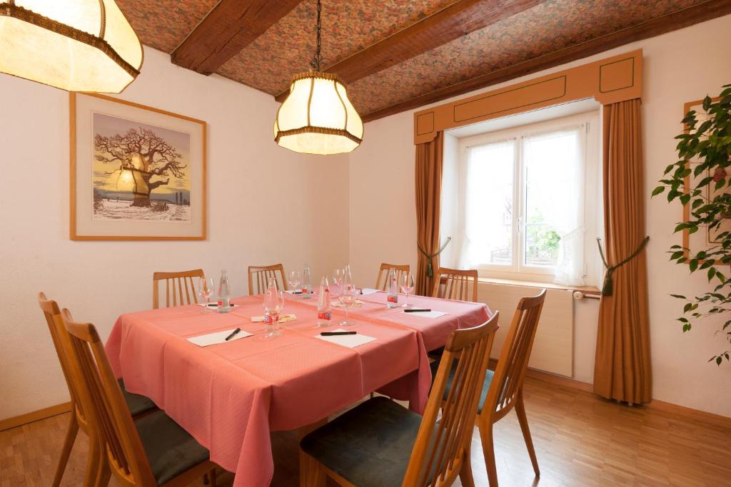 Fotografie z fotogalerie ubytování Hotel Landgasthof Hirschen v destinaci Ramsen