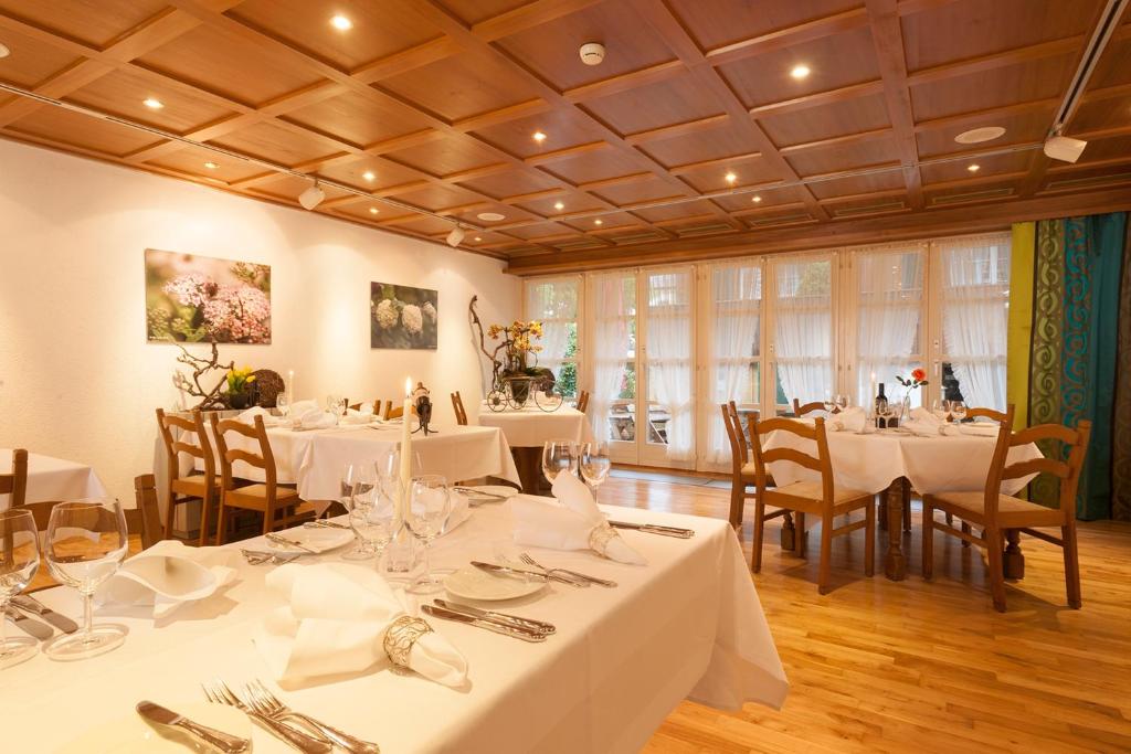 Restaurace v ubytování Hotel Landgasthof Hirschen