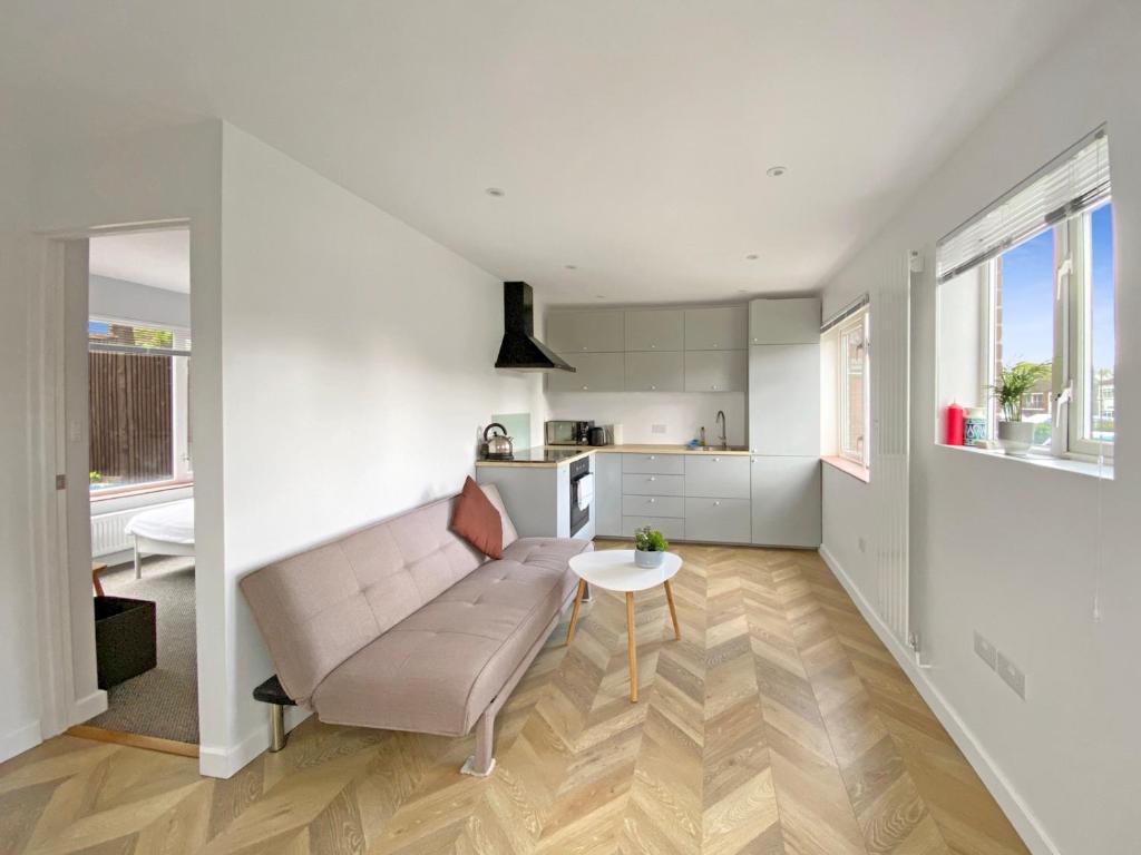 Pass The Keys Modern Spacious 3br Home In Guildford Sleeps 6 ギルフォード 21年 最新料金 Pass The Keys Modern Spacious 3br Home In Guildford Sleeps 6 ギルフォード 21年 最新料金