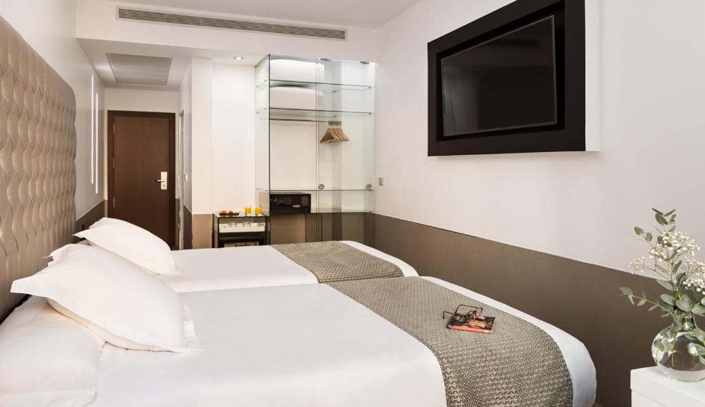 
Double Room Single Use
