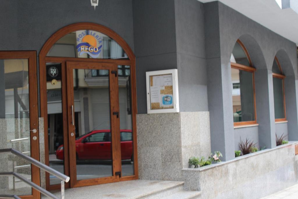 The facade or entrance of Hotel Rego Foz