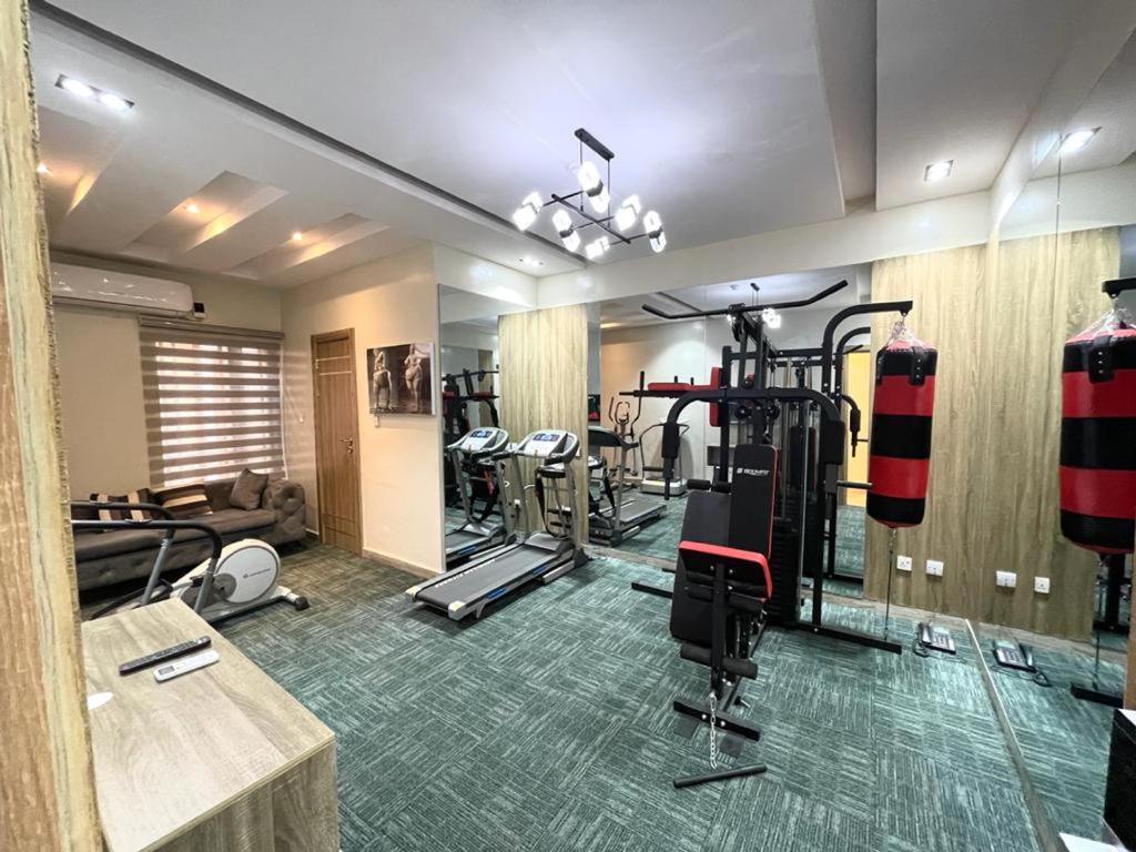 Spordikeskus ja/või sportimisvõimalused majutusasutuses God's Touch Apartments Signature