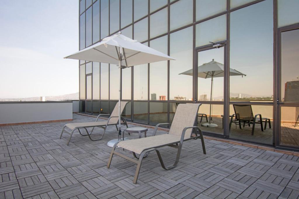 Balkón nebo terasa v ubytování Presidente InterContinental Guadalajara by IHG