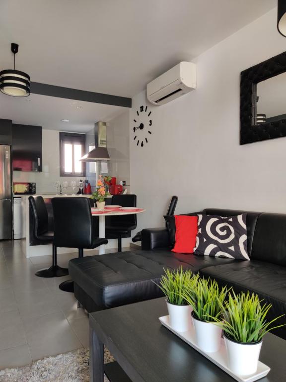 OASIS BEACH apartments, Alicante – Bijgewerkte prijzen 2023