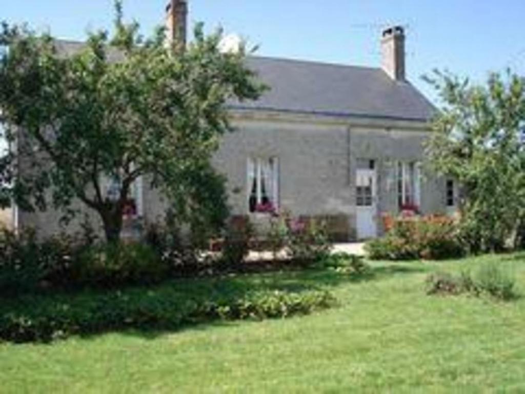 Gîte Prunay-Cassereau, 3 pièces, 4 personnes - FR-1-491-178 - Housity