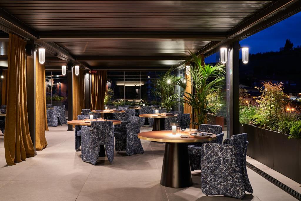 Restauracja lub miejsce do jedzenia w obiekcie Executive Spa Hotel