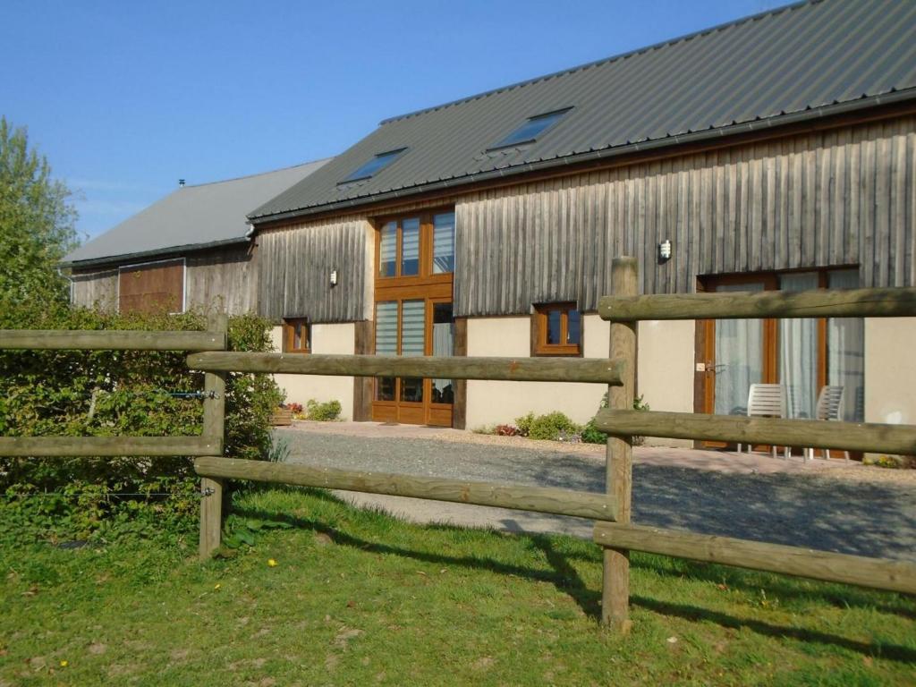 Gîte de Charme au Bord de la Suisse Normande – Confort, Calme et Nature - FR-1-497-30 - Housity