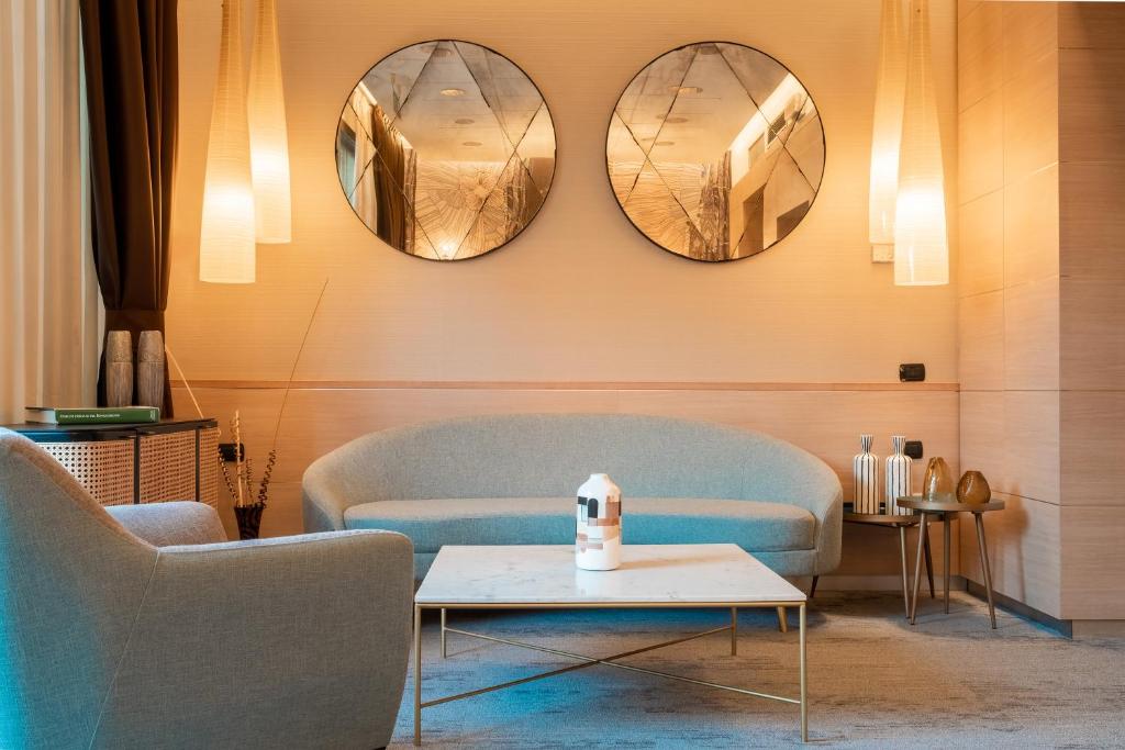 Posezení v ubytování Savhotel Aemilia Bologna