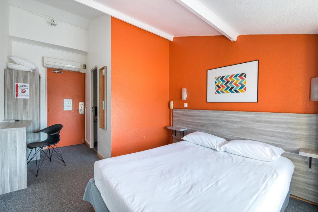 Hôtel Lapeyronie - Resim 17