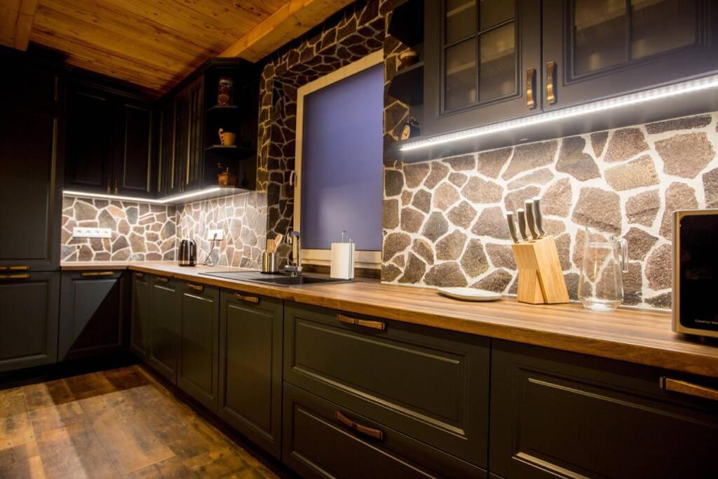 Kuchyň nebo kuchyňský kout v ubytování Chalet Zuberec