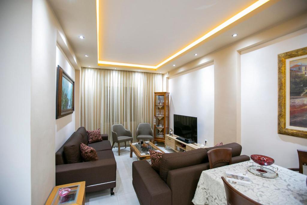 TV a/nebo společenská místnost v ubytování Moza House