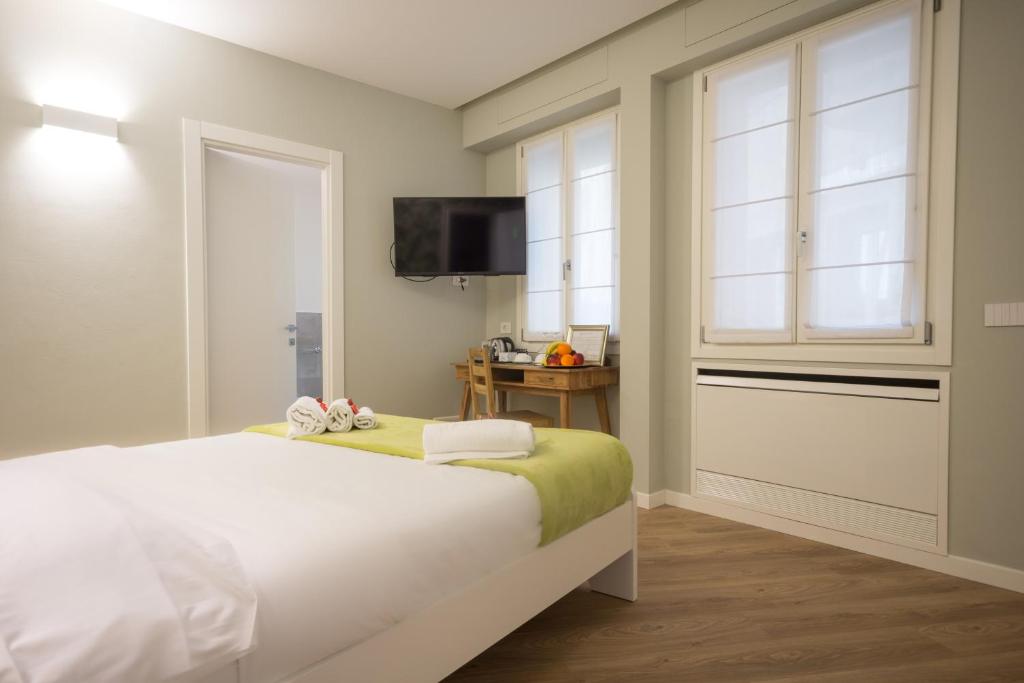 Truly Verona - Double Room - Piazza Cittadella 16