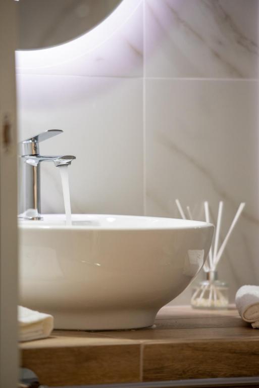 VagAthan - Lux Holidays - 6