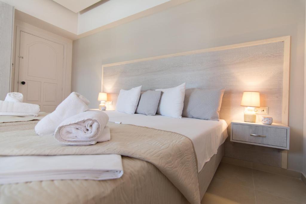 Sirena Apartments - 11