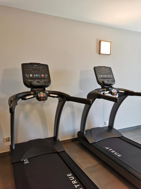 Fitness centrum a/nebo fitness zařízení v ubytování Hotel Port Toga