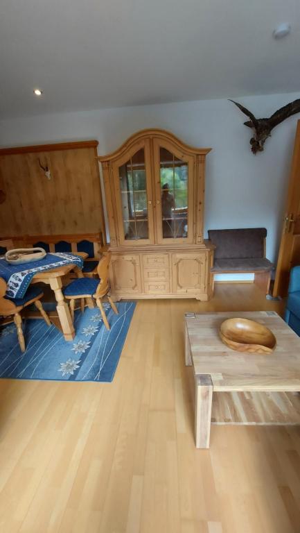Posezení v ubytování Adlerblick