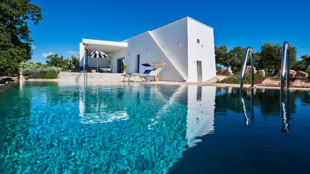 Villa Apulia by Typney
