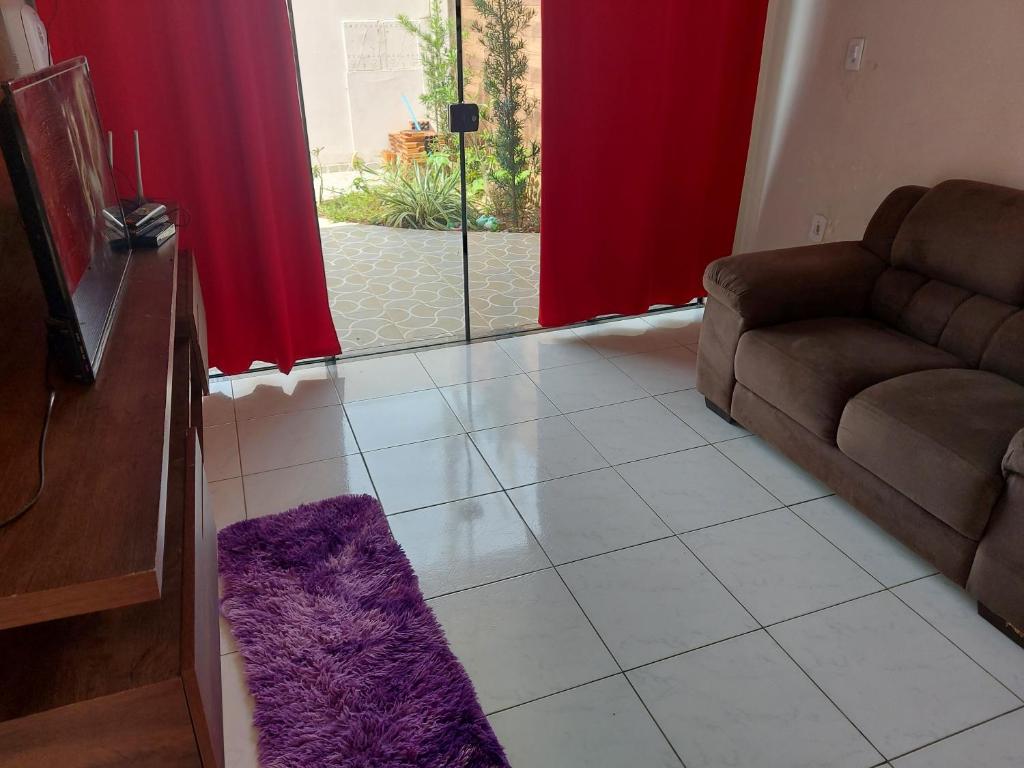  Casa bem localizada