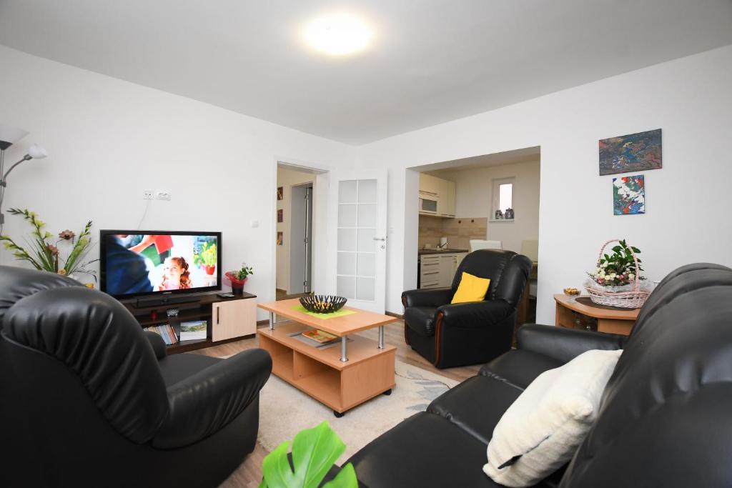 Oasis House, Kladovo (precios actualizados 2024)