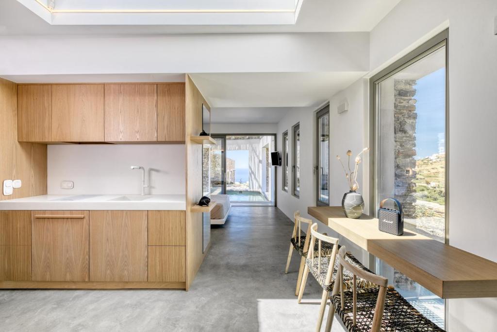 Kuchyň nebo kuchyňský kout v ubytování Tinos Dove Suites