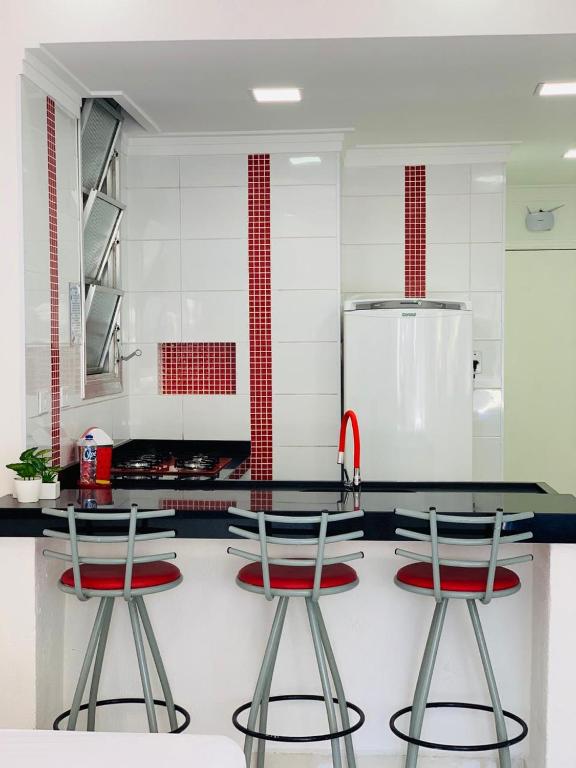  Apartamentos no Guarujá - Pitangueiras