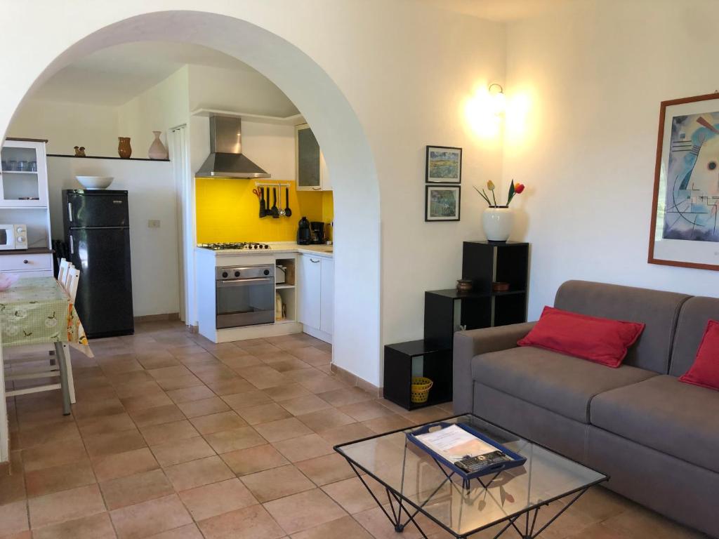 A kitchen or kitchenette at Dolcevia