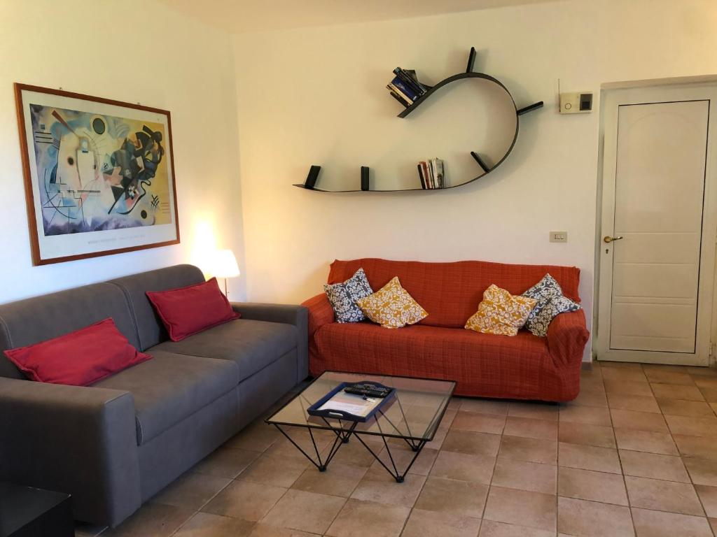 A seating area at Dolcevia
