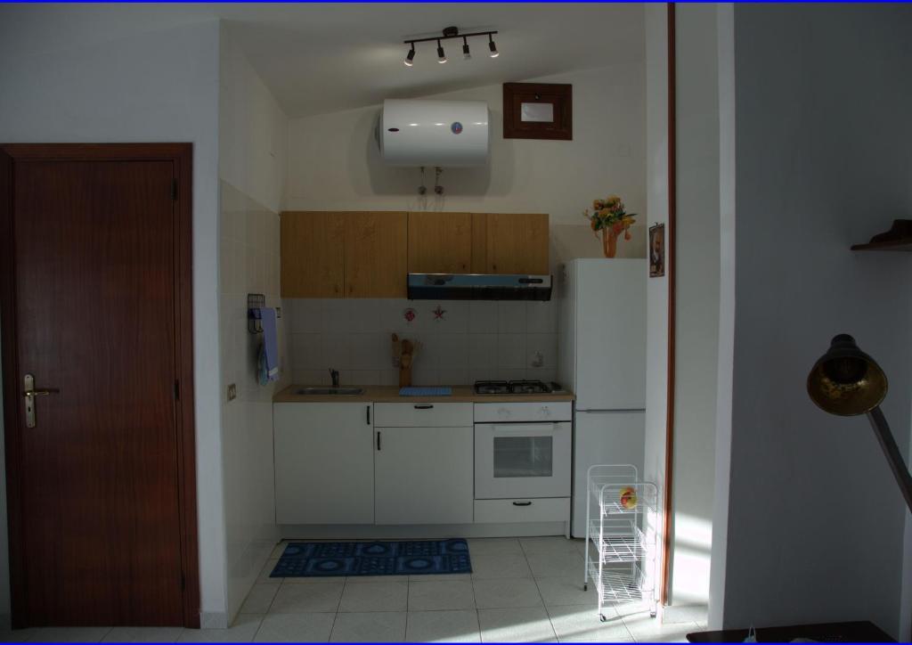 A kitchen or kitchenette at Giulymar