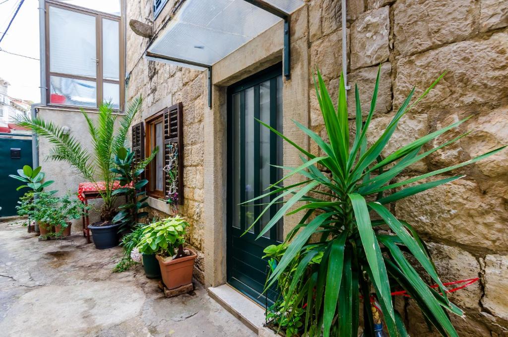 ANDROMEDA lovely one bedroom apartment