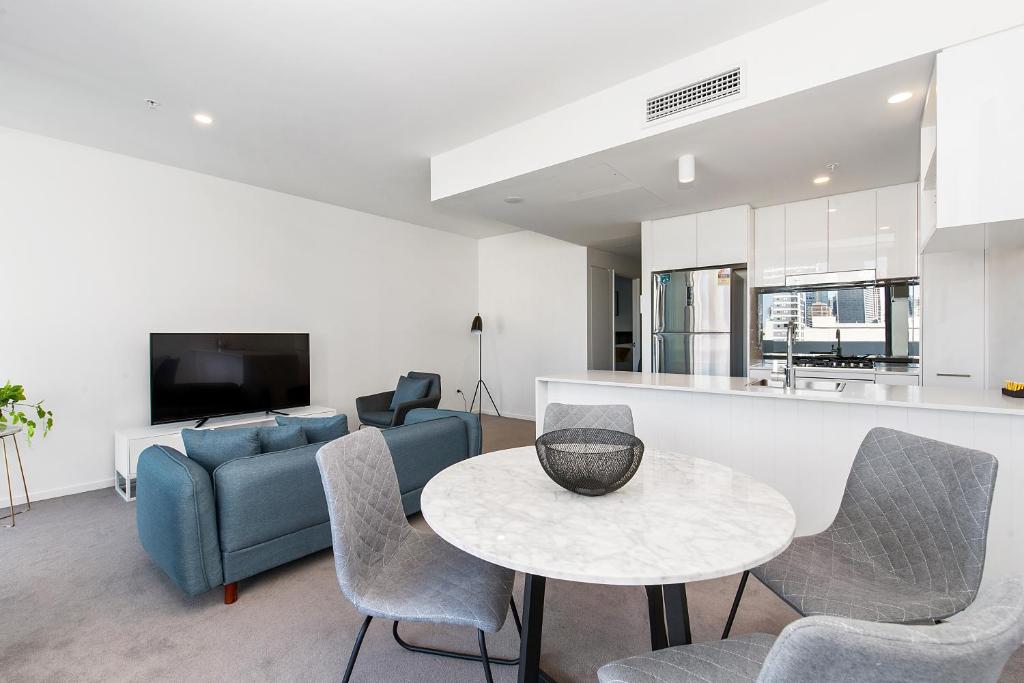 Ivy and Eve Apartments by CLLIX - Resim 39