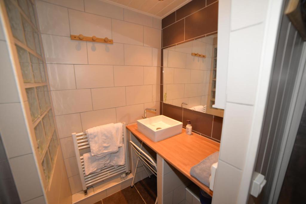 Le CAVEAU – photo 19
