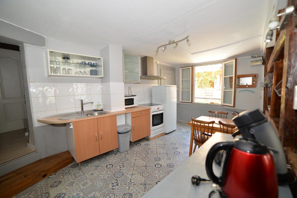 Le CAVEAU – photo 15