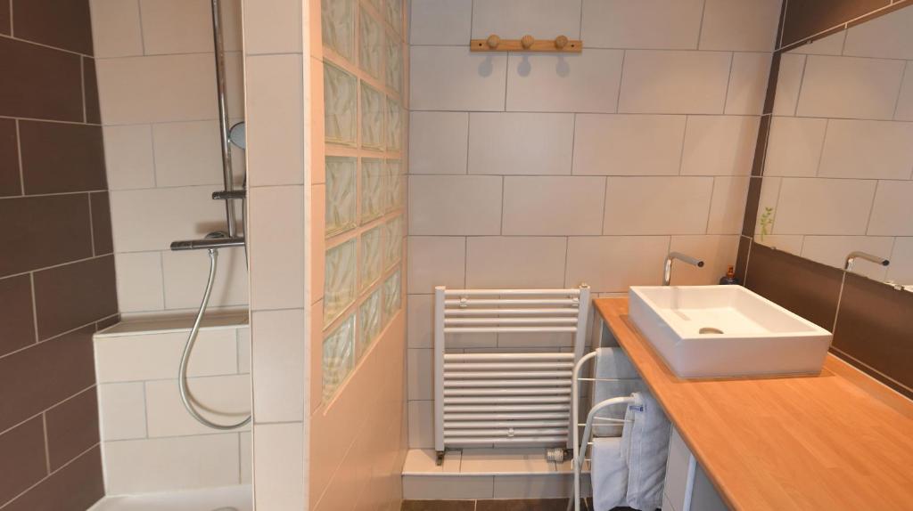 Le CAVEAU – photo 20