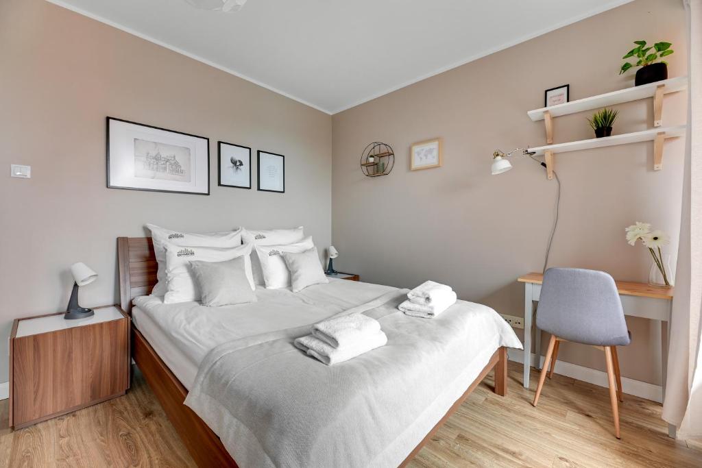 Downtown Apartments Aura - Riverside & Parking - Two-Bedroom Suite