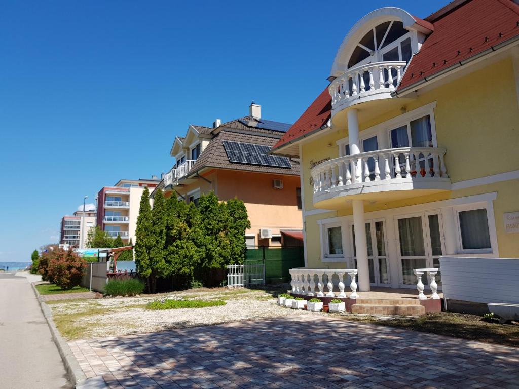 Budova, kde se bed and breakfast nachází